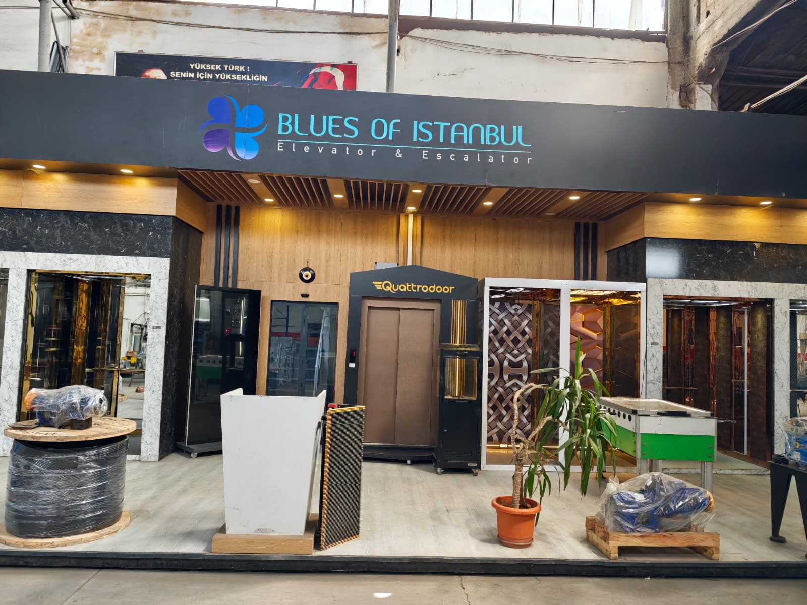 Blues Of İstanbul Asansör Showroom ve Fabrika Teşhir Alanı